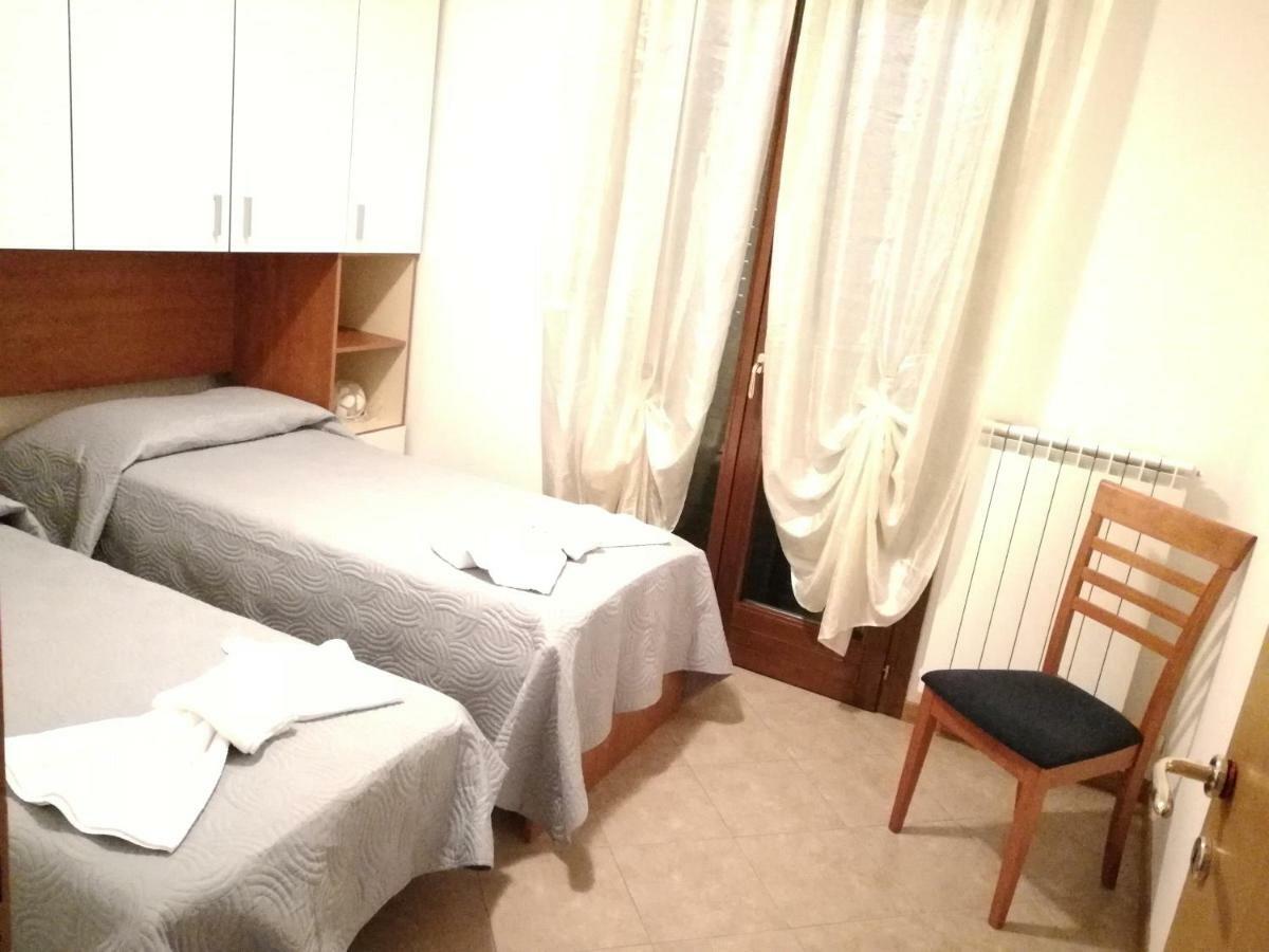 Appartamento Alloggio Adrian *